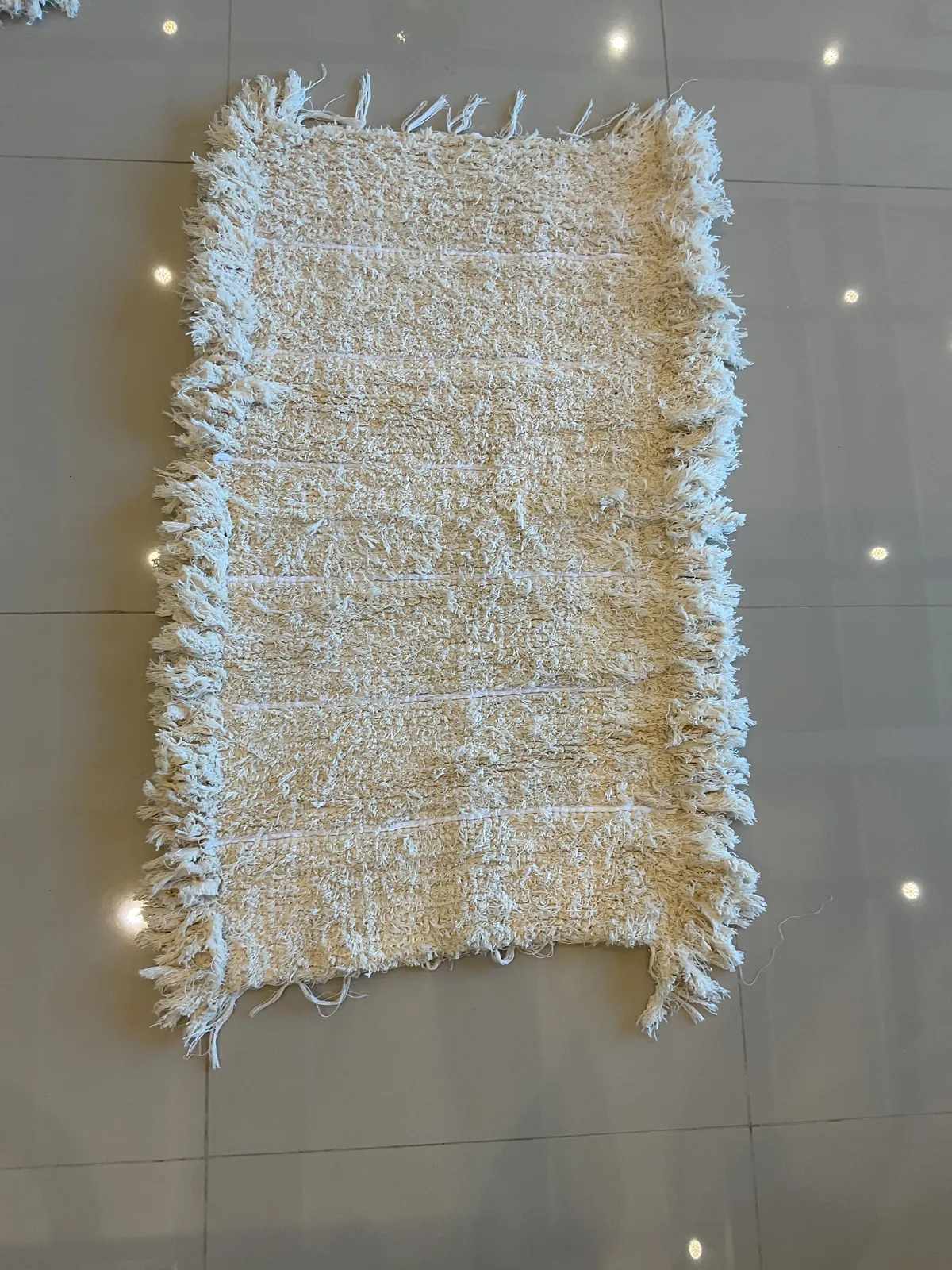 Alfombra Raya Blanca 110x70