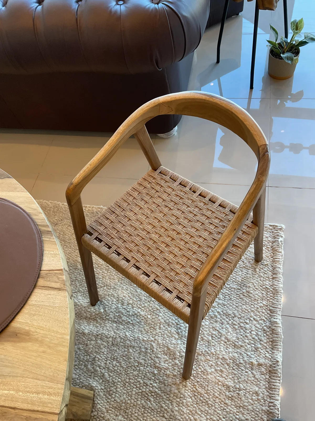 Silla Bali tejida marro